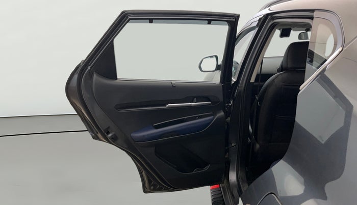 2024 KIA SONET Gravity 1.2 Petrol MT, Petrol, Manual, 12,824 km, LHS Rear Door