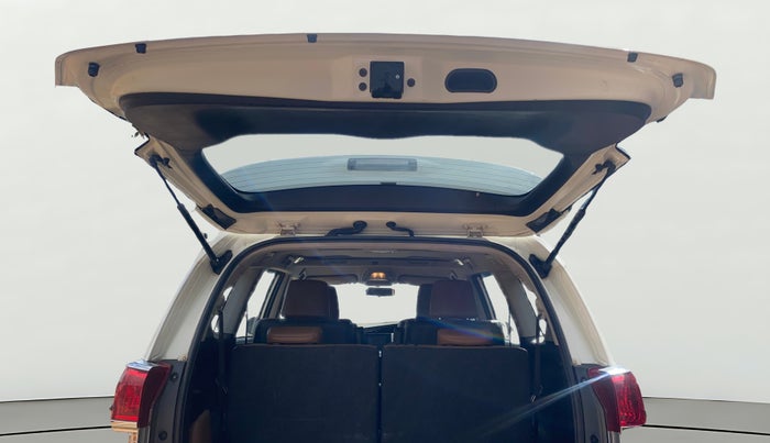 2016 Toyota Innova Crysta 2.7 ZX AT 7 STR, Petrol, Automatic, 51,020 km, Boot Door Open