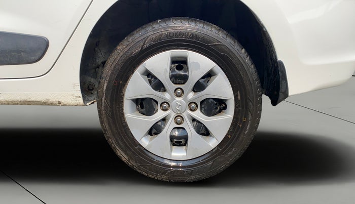 2016 Hyundai Xcent S 1.2, Petrol, Manual, 88,125 km, Left Rear Wheel