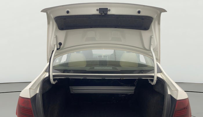 2018 Volkswagen Vento HIGHLINE 1.6 MPI, Petrol, Manual, 50,960 km, Boot Door Open