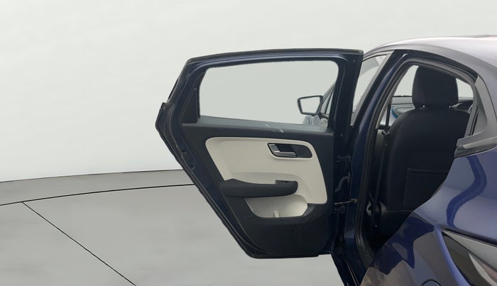 2023 Tata ALTROZ XZ PLUS O SUNROOF CNG, CNG, Manual, 20,155 km, LHS Rear Door