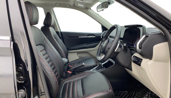 2023 KIA SONET HTX 1.0 DCT, Petrol, Automatic, 14,131 km, Right Side Front Door Cabin