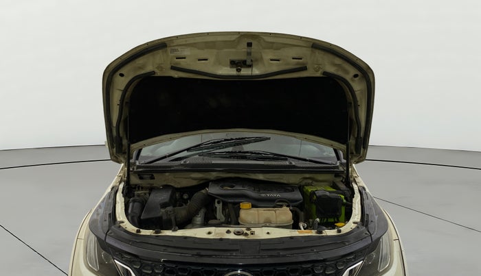 2018 Tata Hexa XTA 4X2 7 STR, Diesel, Automatic, 62,654 km, Open Bonet