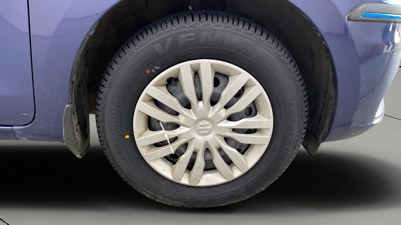 2024 Maruti Dzire VXI CNG, CNG, Manual, 54,810 km, Right Front Wheel