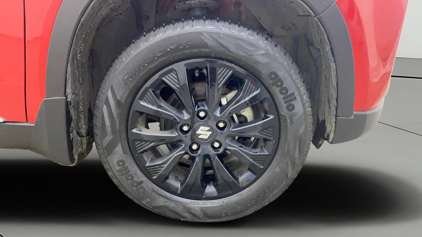 2022 Maruti BREZZA ZXI, Petrol, Manual, 26,789 km, Right Front Wheel