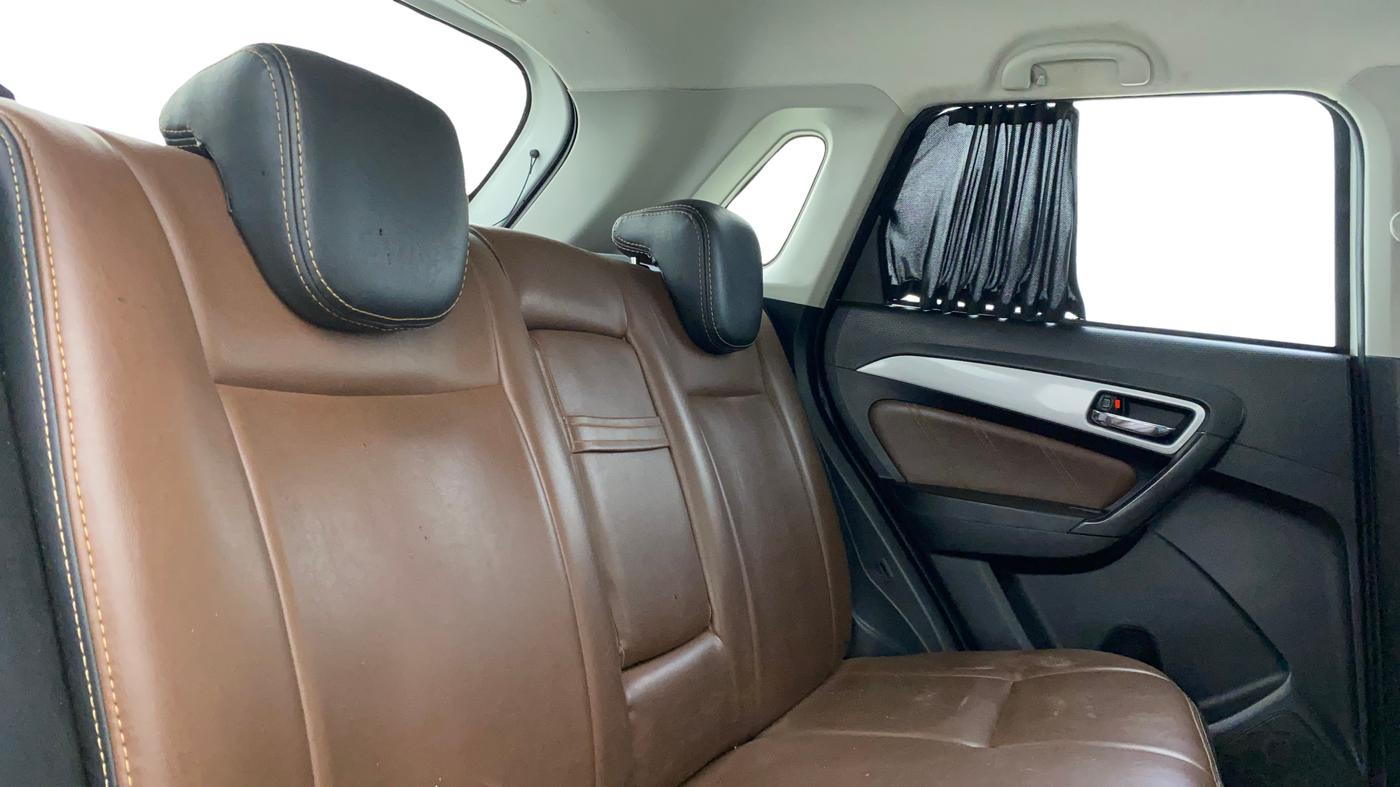 2022 Toyota URBAN CRUISER PREMIUM GRADE AT, Petrol, Automatic, 34,033 km, Right Side Rear Door Cabin