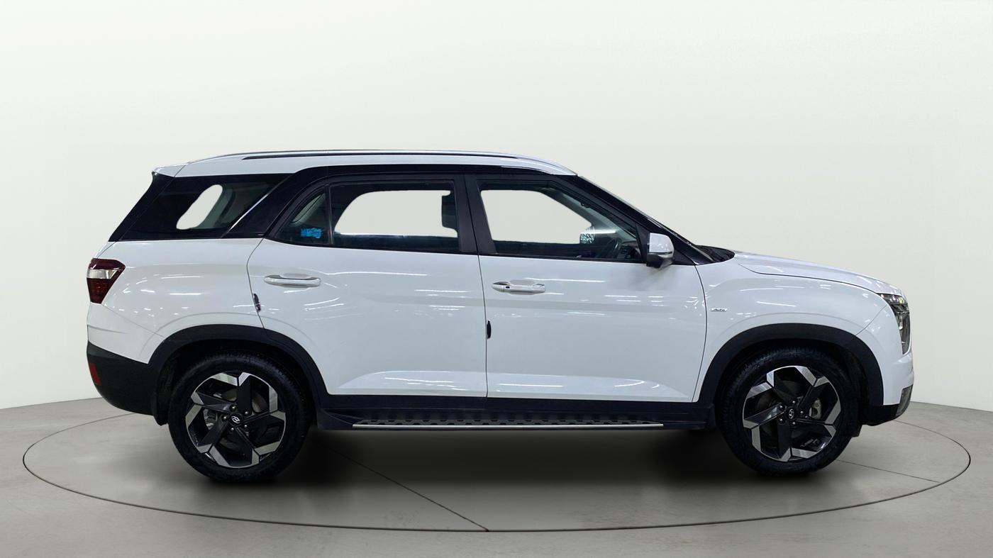 2022 Hyundai ALCAZAR PLATINUM(O) 7STR 2.0 AT, Petrol, Automatic, 60,883 km, Right Side View