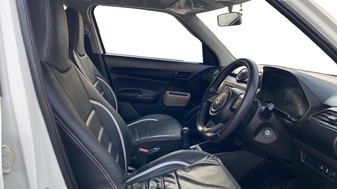2023 Maruti Swift LXI, Petrol, Manual, 24,727 km, Right Side Front Door Cabin
