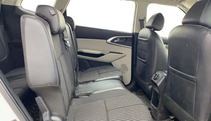 2023 KIA CARENS PRESTIGE PLUS 1.5 IMT DIESEL 7 STR, Diesel, Manual, 15,169 km, Right Side Rear Door Cabin