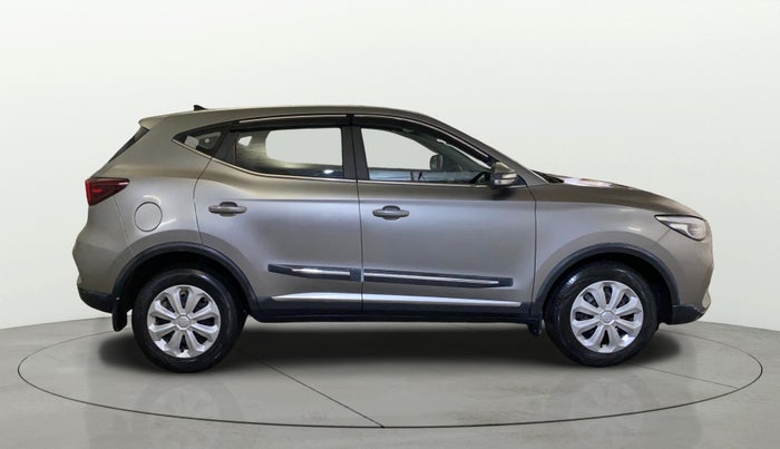 2024 MG ASTOR Sprint 1.5 MT (Ivory), Petrol, Manual, 24,544 km, Right Side View