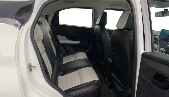 2022 Tata PUNCH PURE MT, Petrol, Manual, 24,170 km, Right Side Rear Door Cabin