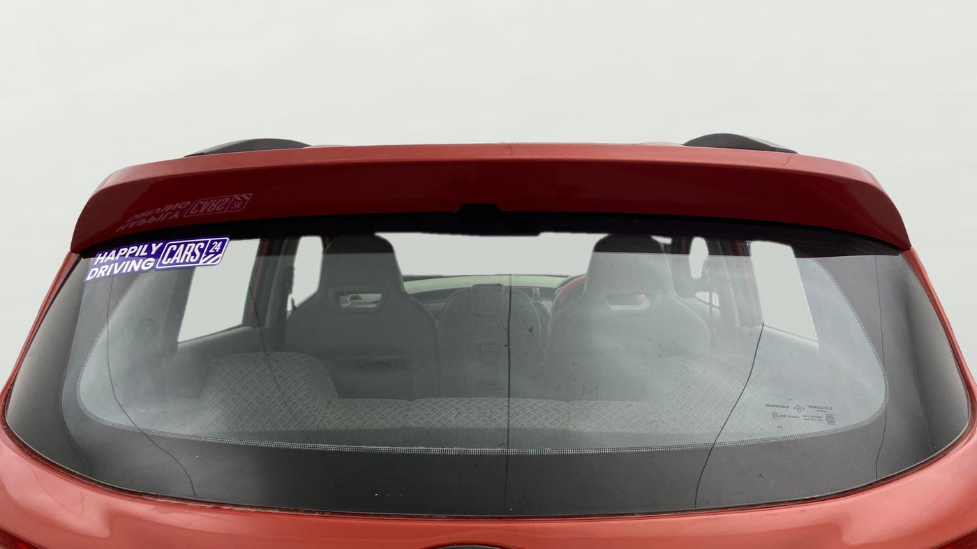 2016 Mahindra Kuv100 K4 6 STR, Petrol, Manual, 44,104 km, Rear Windshield
