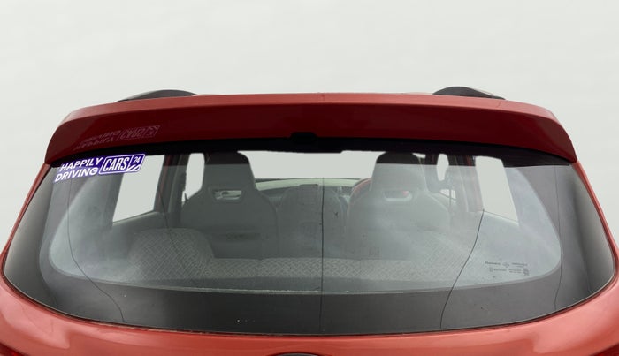 2016 Mahindra Kuv100 K4 6 STR, Petrol, Manual, 43,964 km, Rear Windshield