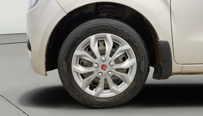 2022 Maruti New Wagon-R VXI CNG 1.0, CNG, Manual, 34,657 km, Left Front Wheel