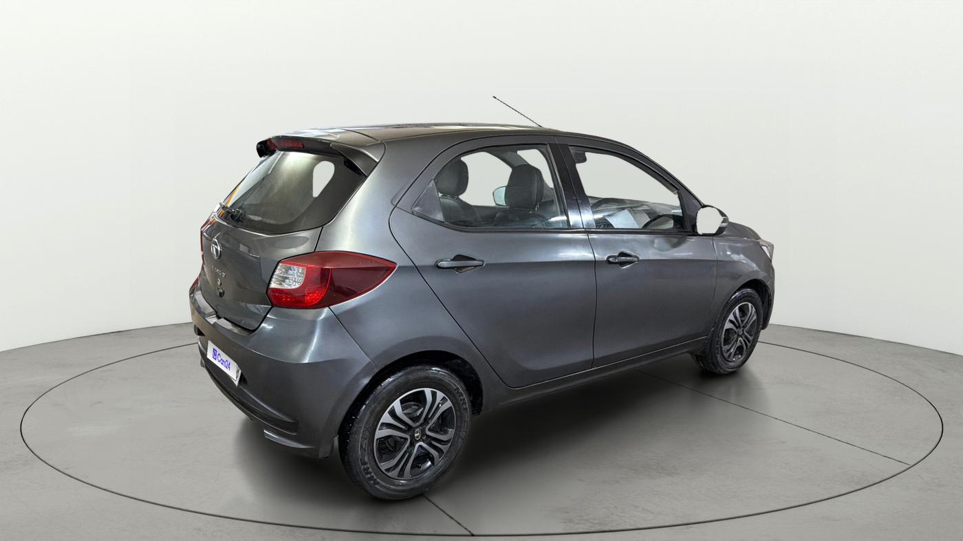 2020 Tata Tiago XZ PETROL, Petrol, Manual, 1,06,731 km, Right Back Diagonal