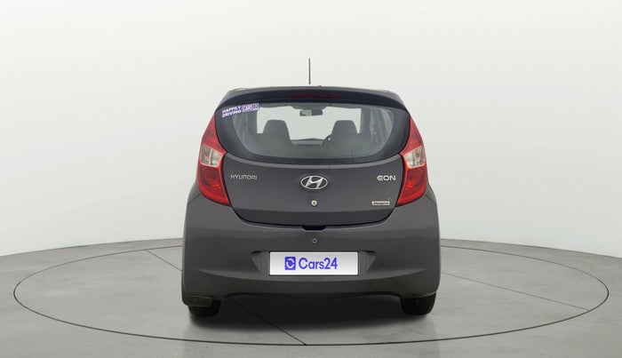 2015 Hyundai Eon MAGNA +, CNG, Manual, 1,38,738 km, Back/Rear