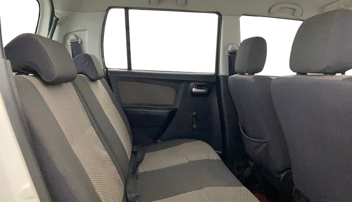 2015 Maruti Wagon R 1.0 LXI, Petrol, Manual, 72,597 km, Right Side Rear Door Cabin