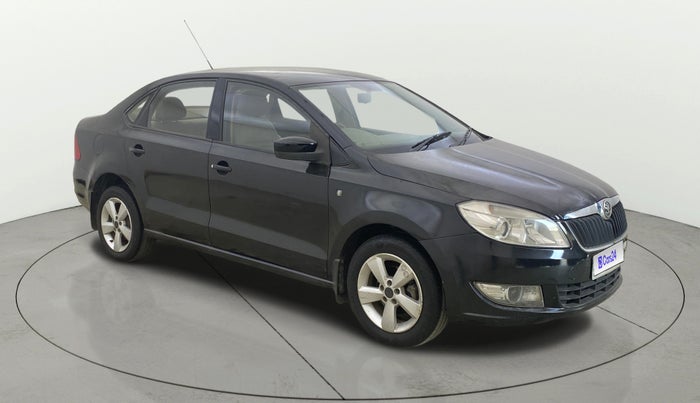 2014 Skoda Rapid ELEGANCE 1.6 MPI MT, Petrol, Manual, 80,416 km, SRP