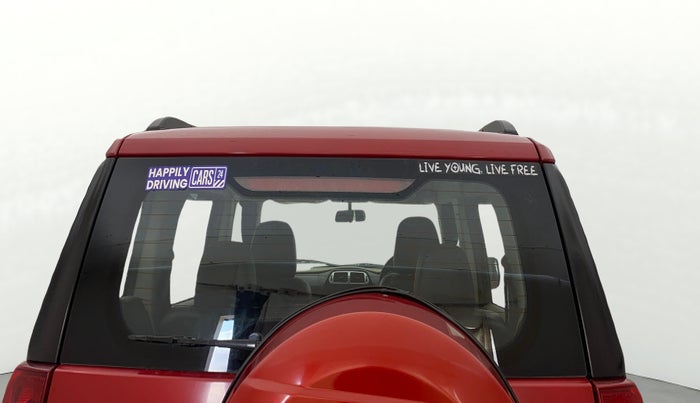 2017 Mahindra TUV300 T8, Diesel, Manual, 50,574 km, Rear Windshield