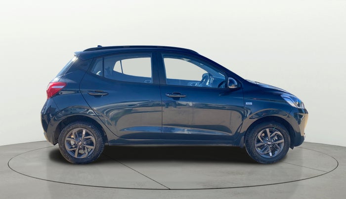 2022 Hyundai GRAND I10 NIOS SPORTZ AMT 1.2 KAPPA VTVT, Petrol, Automatic, 9,996 km, Right Side View