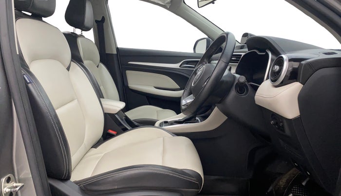 2021 MG ASTOR SAVVY 1.5 CVT, Petrol, Automatic, 40,061 km, Right Side Front Door Cabin