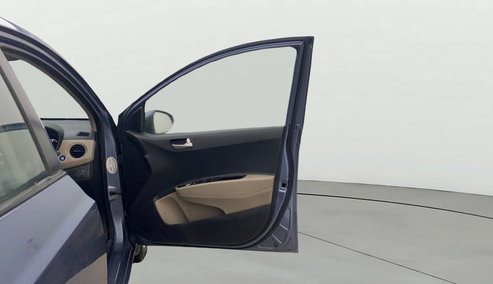 2014 Hyundai Xcent SX 1.2, Petrol, Manual, 34,576 km, RHS Front Door