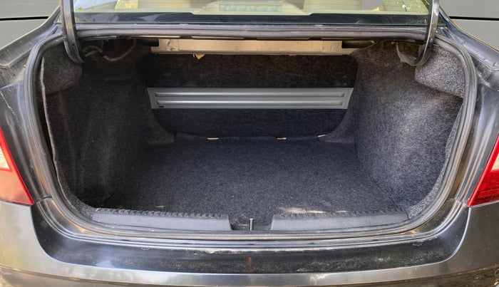 2020 Skoda Rapid 1.0 AMBITION TSI MT, Petrol, Manual, 1,27,714 km, Boot Open Zoomed View