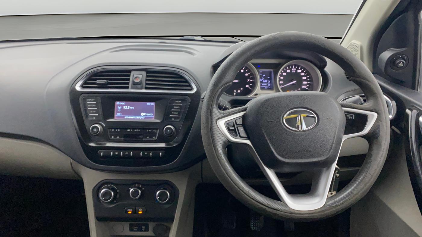 2017 Tata Tiago XZ PETROL, Petrol, Manual, 66,156 km, Steering Wheel Close Up