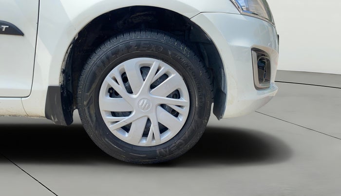 2015 Maruti Swift Dzire VXI, Petrol, Manual, 35,413 km, Right Front Wheel