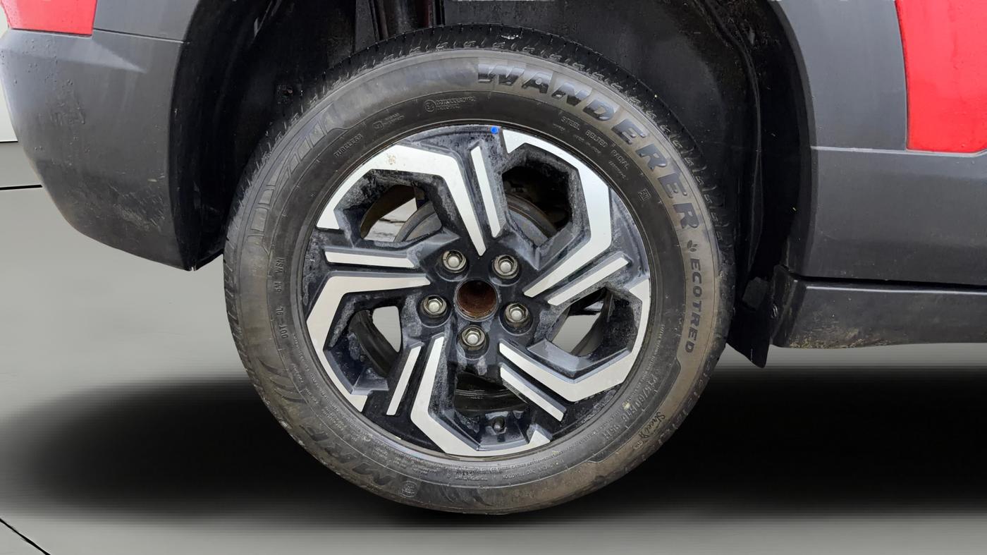 2022 Maruti BREZZA ZXI + SMART HYBRID DUAL TONE, Petrol, Manual, 15,752 km, Right Rear Wheel