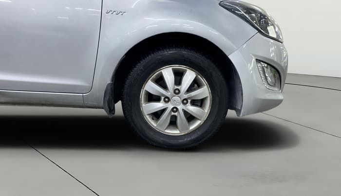 2013 Hyundai i20 SPORTZ 1.2, Petrol, Manual, 59,461 km, Right Front Wheel