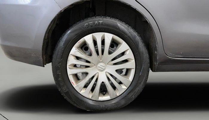 2014 Maruti Ertiga VXI, Petrol, Manual, 48,724 km, Right Rear Wheel