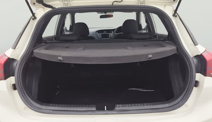 2018 Hyundai i20 Active 1.2 SX, Petrol, Manual, 24,582 km, Boot Open Zoomed View
