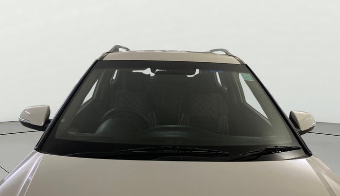 2016 Hyundai Creta SX PLUS 1.6 PETROL, Petrol, Manual, 1,05,447 km, Front Windshield