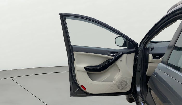 2023 Tata NEXON XZA PLUS SUNROOF PETROL, Petrol, Automatic, 28,786 km, LHS Front Door