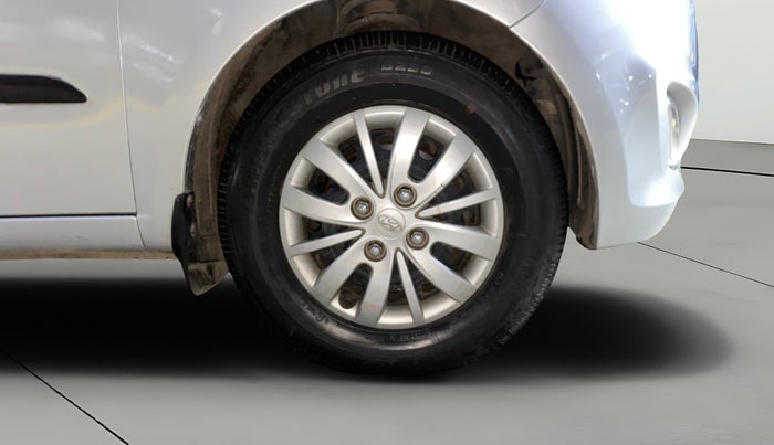 2013 Hyundai i10 SPORTZ 1.1, Petrol, Manual, 46,814 km, Right Front Wheel
