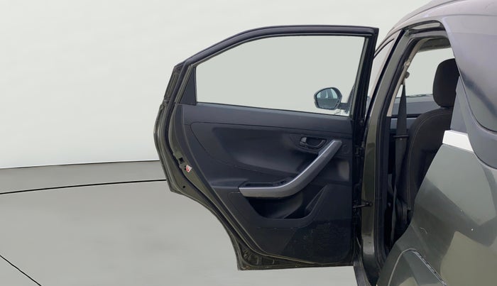 2020 Tata NEXON XMA SUNROOF PETROL, Petrol, Automatic, 56,068 km, LHS Rear Door