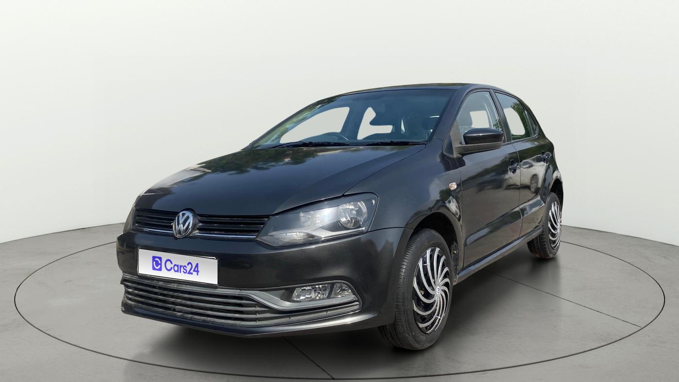 2014 Volkswagen Polo COMFORTLINE 1.5L, Diesel, Manual, 1,23,683 km, Left Front Diagonal