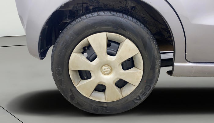 2012 Maruti A Star VXI (ABS) AT, Petrol, Automatic, 1,38,779 km, Right Rear Wheel