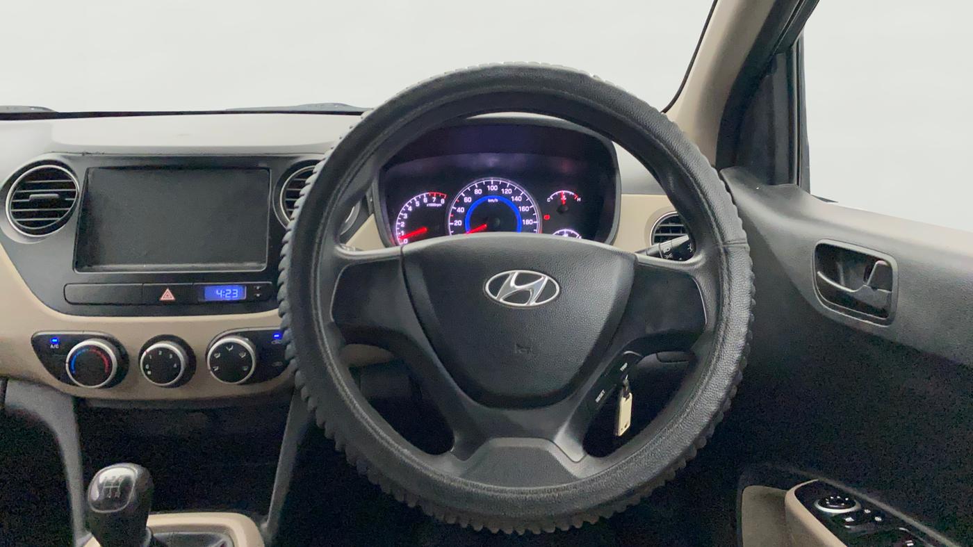 2015 Hyundai Grand i10 MAGNA 1.2 KAPPA VTVT, Petrol, Manual, 47,817 km, Steering Wheel Close Up