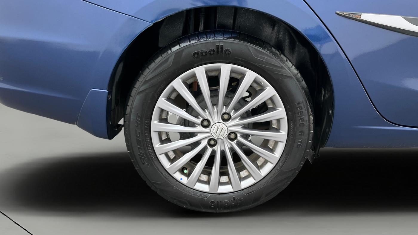 2018 Maruti Ciaz ALPHA  AT 1.4  PETROL, Petrol, Automatic, 69,712 km, Right Rear Wheel