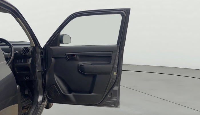 2022 Maruti S PRESSO VXI (O), Petrol, Manual, 60,576 km, RHS Front Door