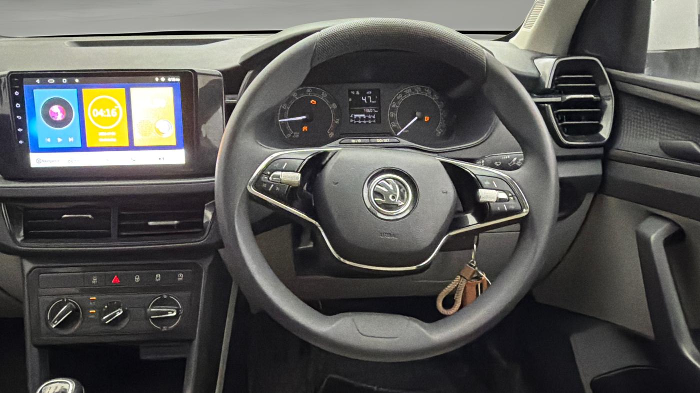 2022 Skoda KUSHAQ ACTIVE 1.0L TSI MT, Petrol, Manual, 73,678 km, Steering Wheel Close Up