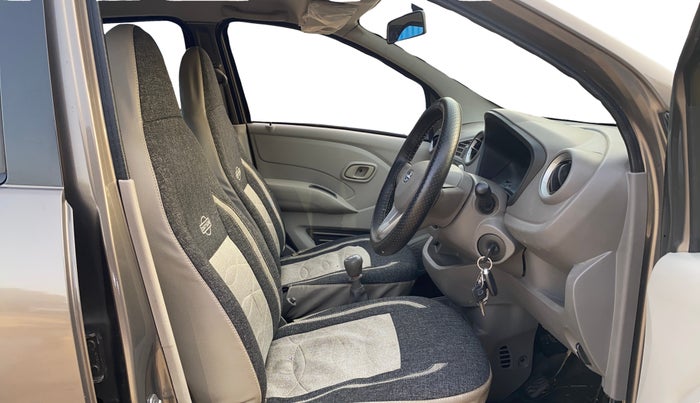 2017 Datsun Redi Go T (O), Petrol, Manual, 55,449 km, Right Side Front Door Cabin