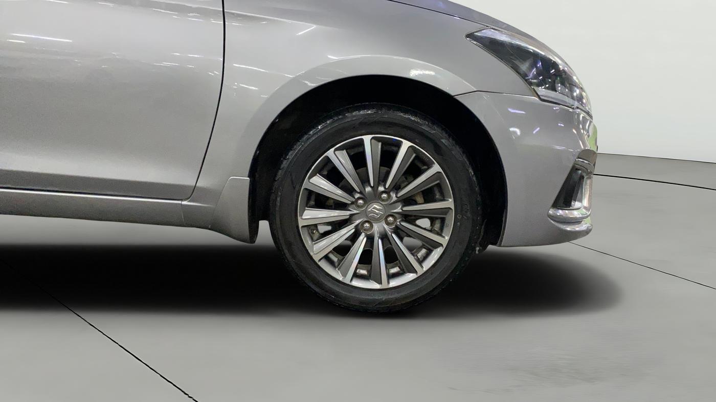 2021 Maruti Ciaz ALPHA 1.5 SHVS PETROL, Petrol, Manual, 92,897 km, Right Front Wheel