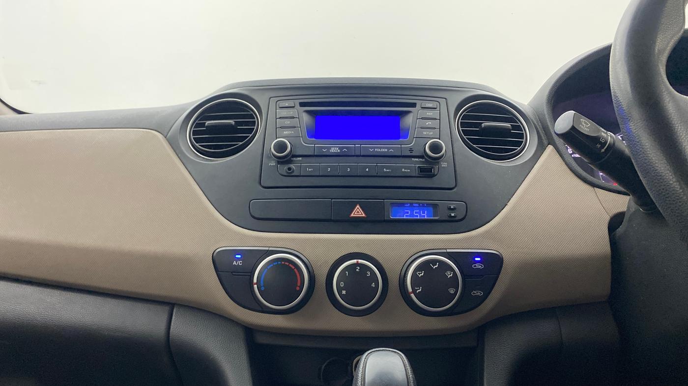 2016 Hyundai Grand i10 MAGNA AT 1.2 KAPPA VTVT, Petrol, Automatic, 71,633 km, Air Conditioner