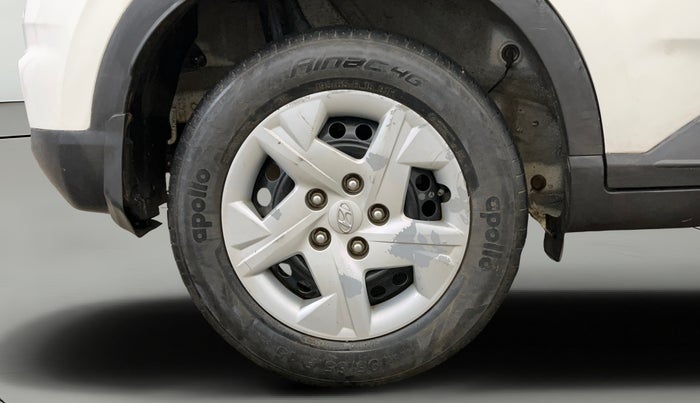 2021 Hyundai VENUE S 1.2, Petrol, Manual, 52,945 km, Right Rear Wheel