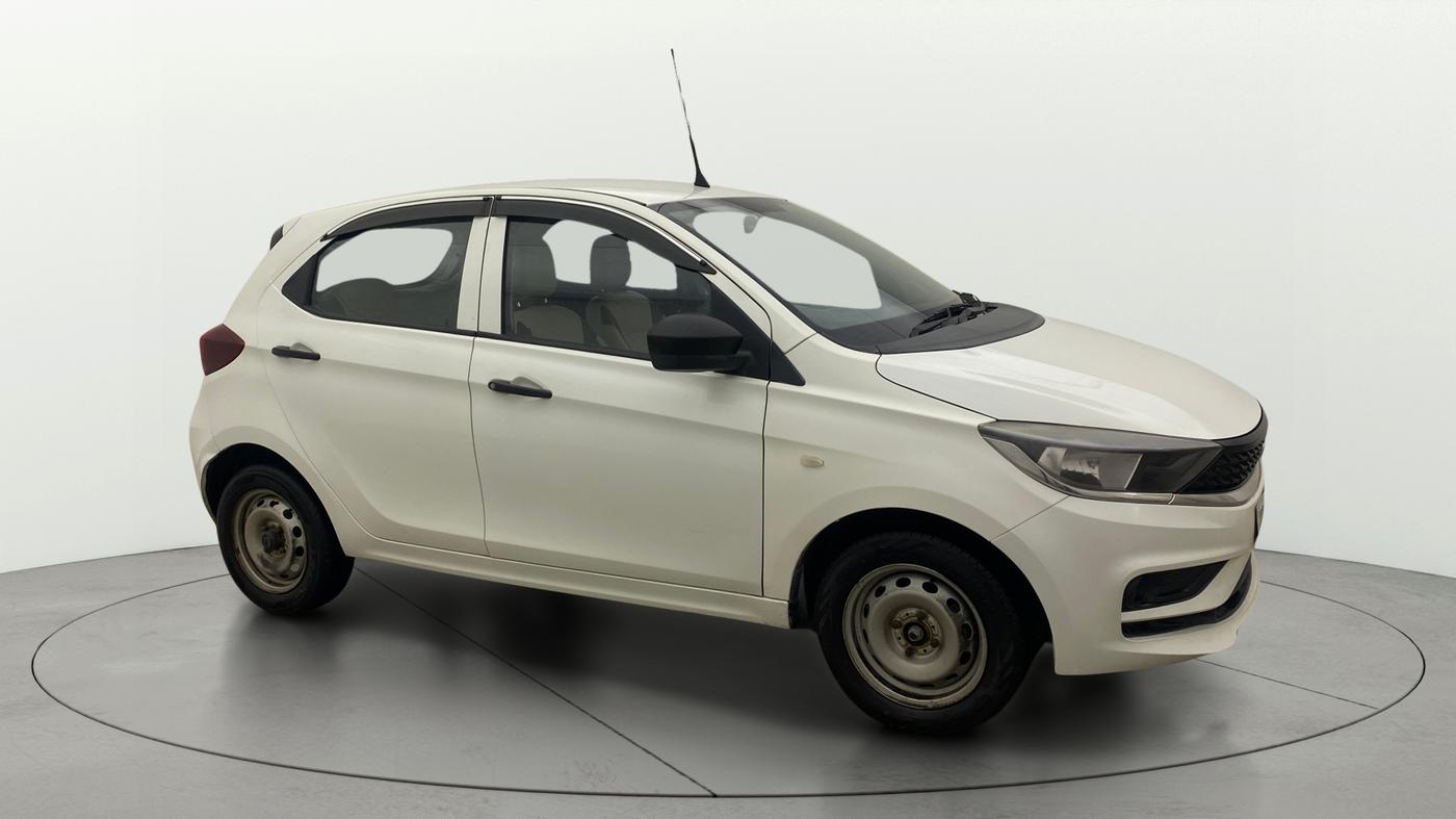 2020 Tata Tiago XE PETROL, Petrol, Manual, 1,18,233 km, Right Front Diagonal