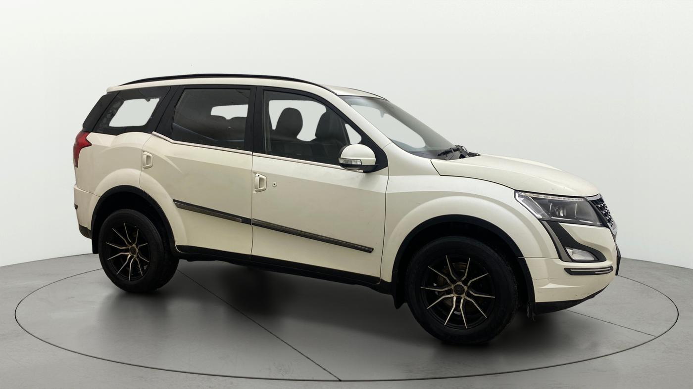 2019 Mahindra XUV500 W7, Diesel, Manual, 1,40,404 km, SRP