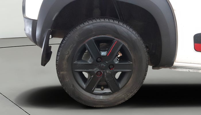 2017 Renault Kwid RXT 02 Anniversary Edition, Petrol, Manual, 90,044 km, Right Rear Wheel